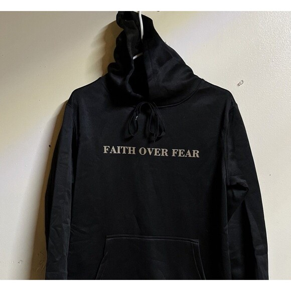 NWOT Faith Over Fear Christian Hoodie Adult M / L Sweatshirt Sweatshirt  Black - Picture 2 of 6